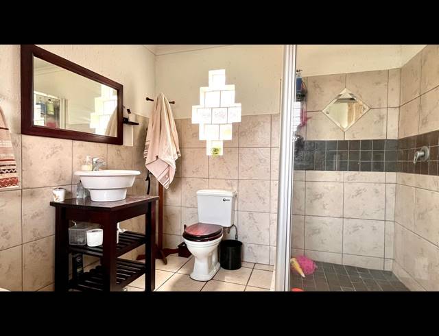 4 BEDROOM HOUSE FOR SALE IN DALPARK EXT 1